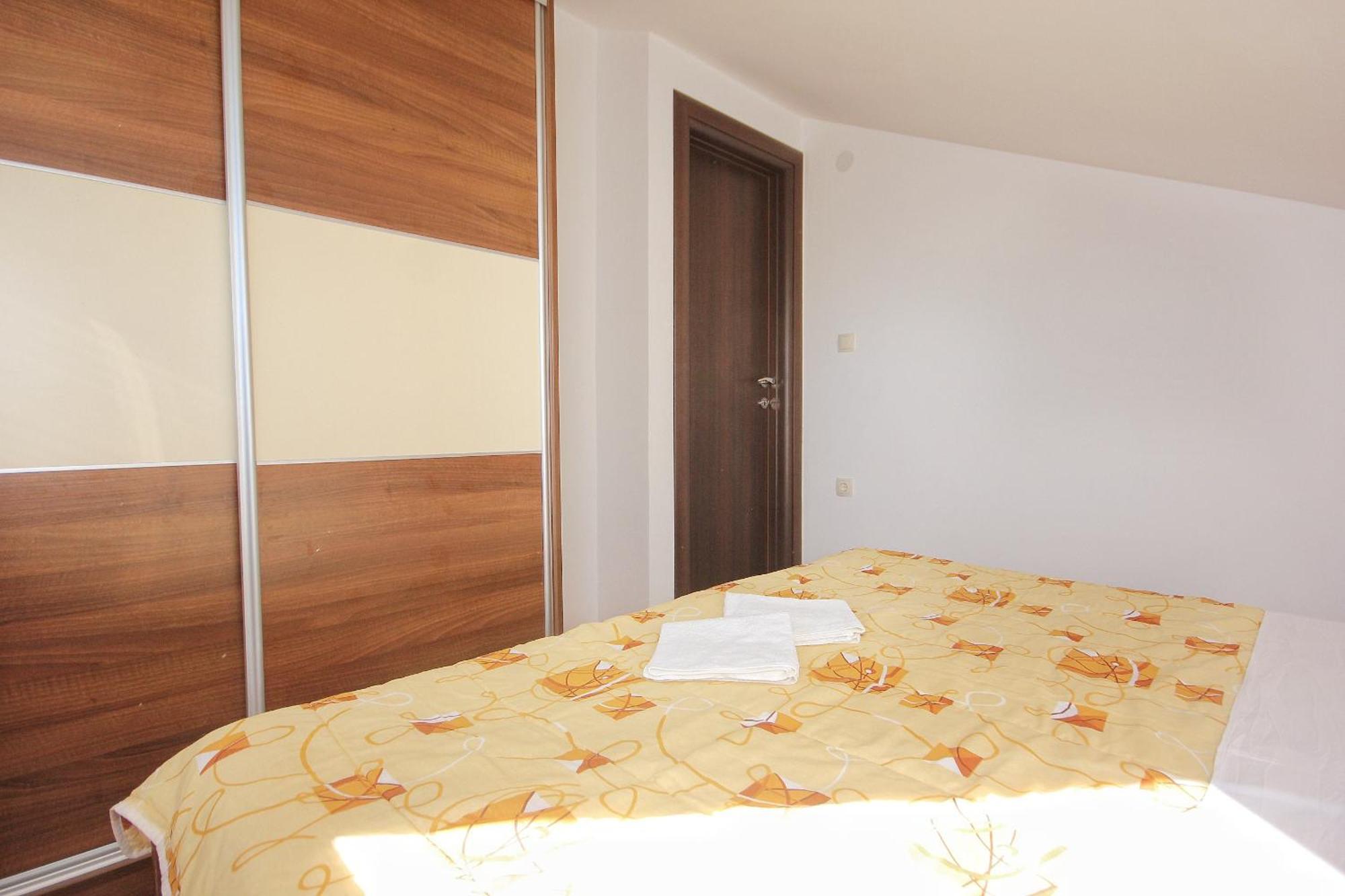 Apartments By The Sea Vlasici, Pag - 9324 ห้อง รูปภาพ