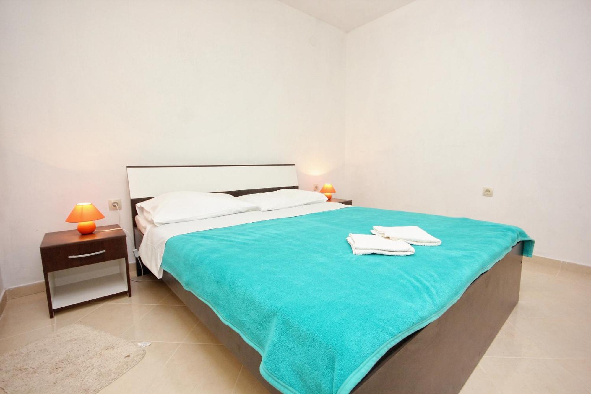 Apartments By The Sea Vlasici, Pag - 9324 ห้อง รูปภาพ